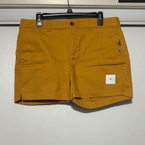 🆕Old Navy Women's Flat-Front Shorts in Mustard